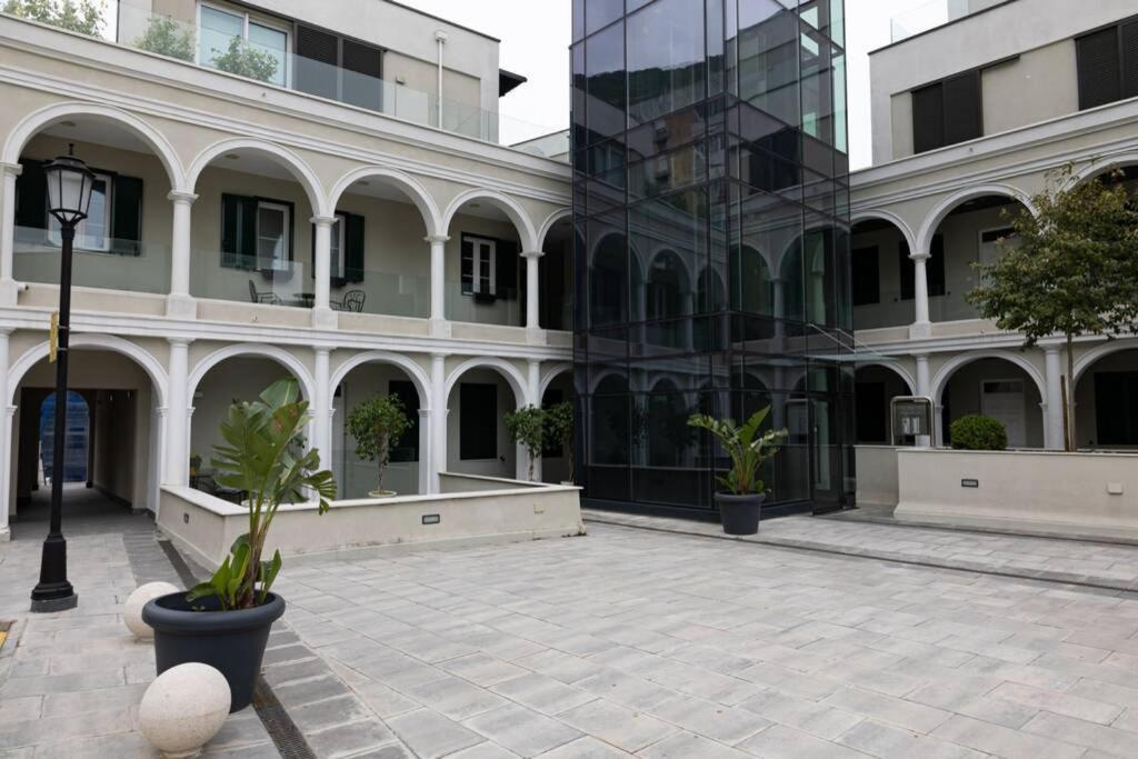 Charming Colonial Flat In Historic Building Daire Cebelitarık Dış mekan fotoğraf