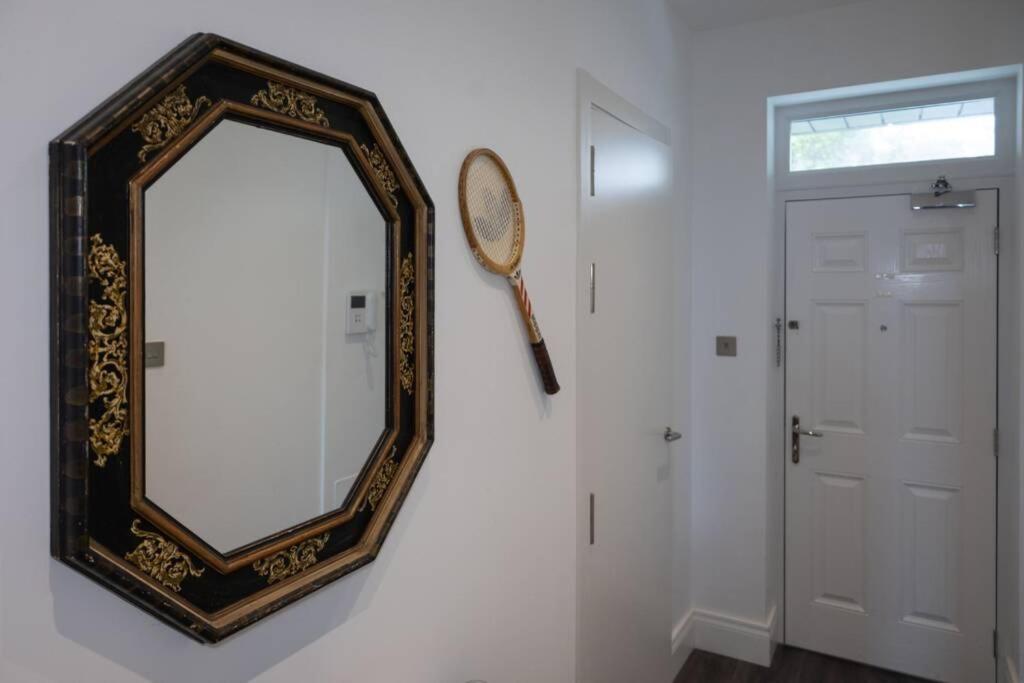Charming Colonial Flat In Historic Building Daire Cebelitarık Dış mekan fotoğraf